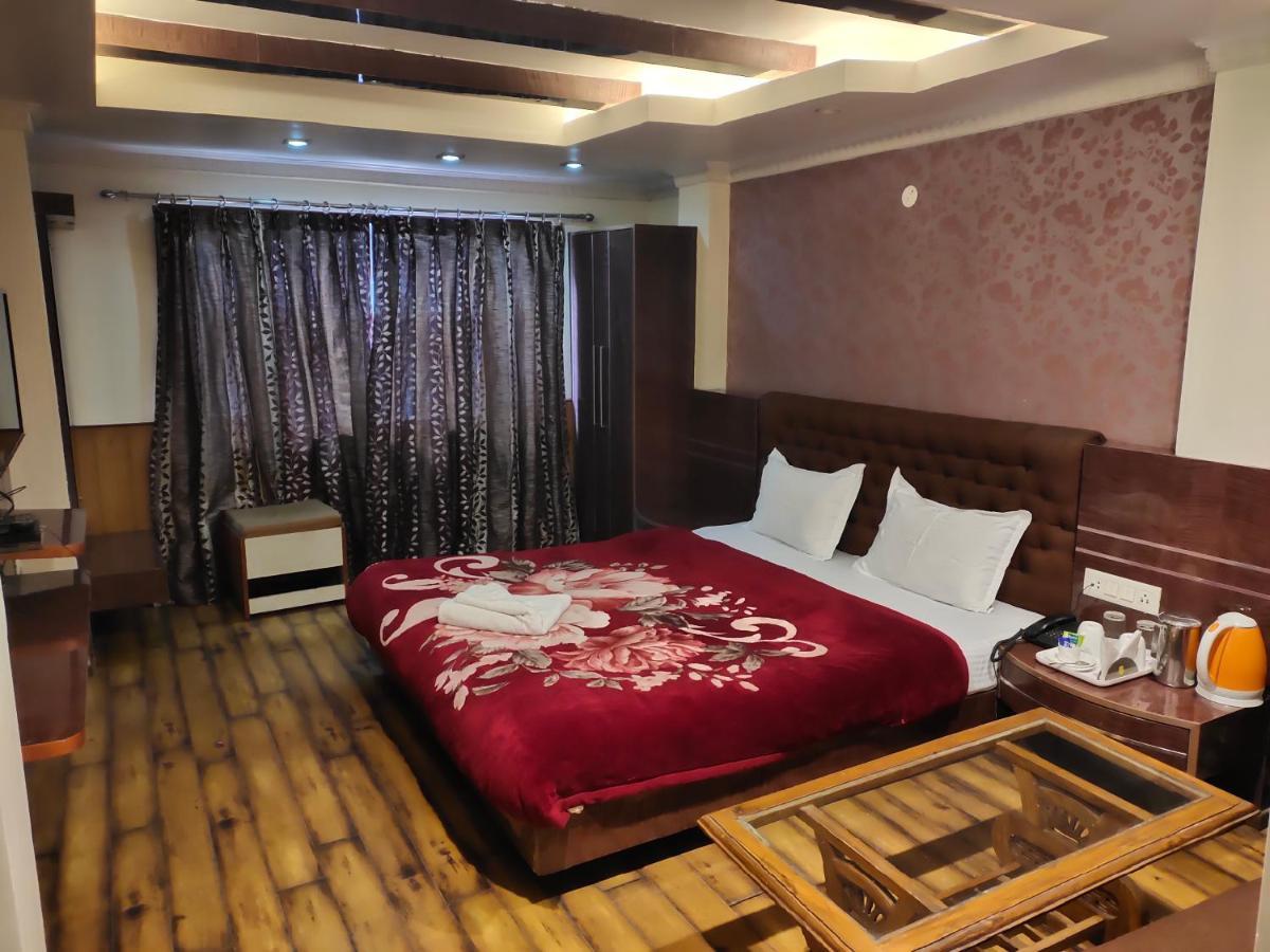 Hotel Berries Ґанґток Екстер'єр фото